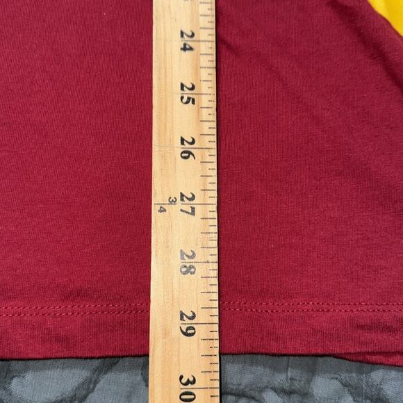 Harry Potter Vans Gryffindor women’s medium custom fit casual short sleeve NWOT - Picture 4 of 11